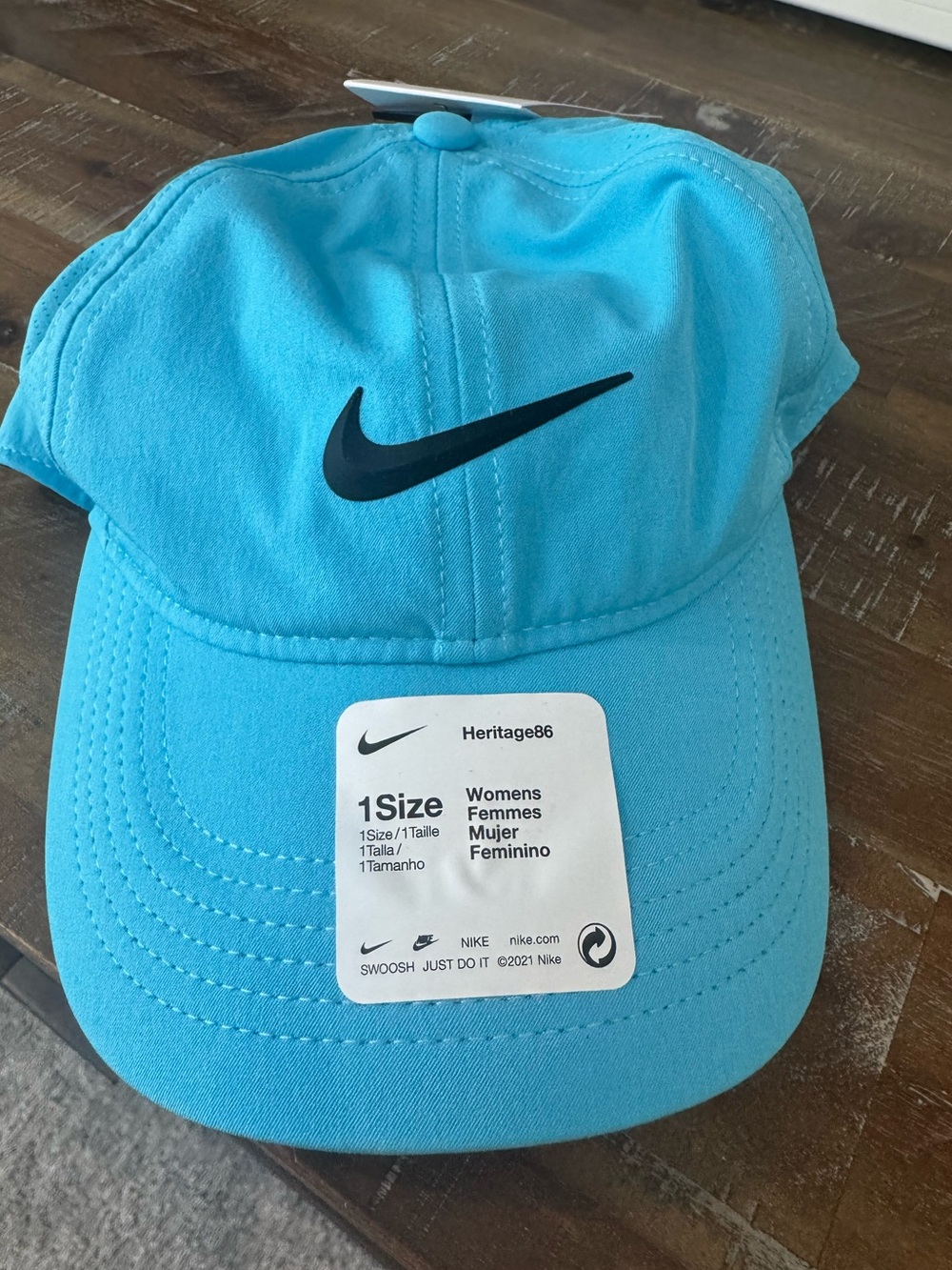 Nike Golf Hat Turquoise Blue NEW Women’s